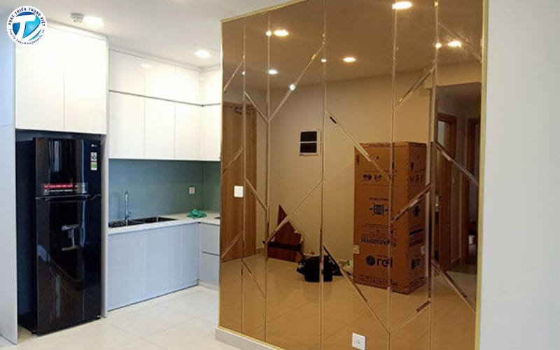 Decal dán kính màu trà cổ điển và thanh lịch